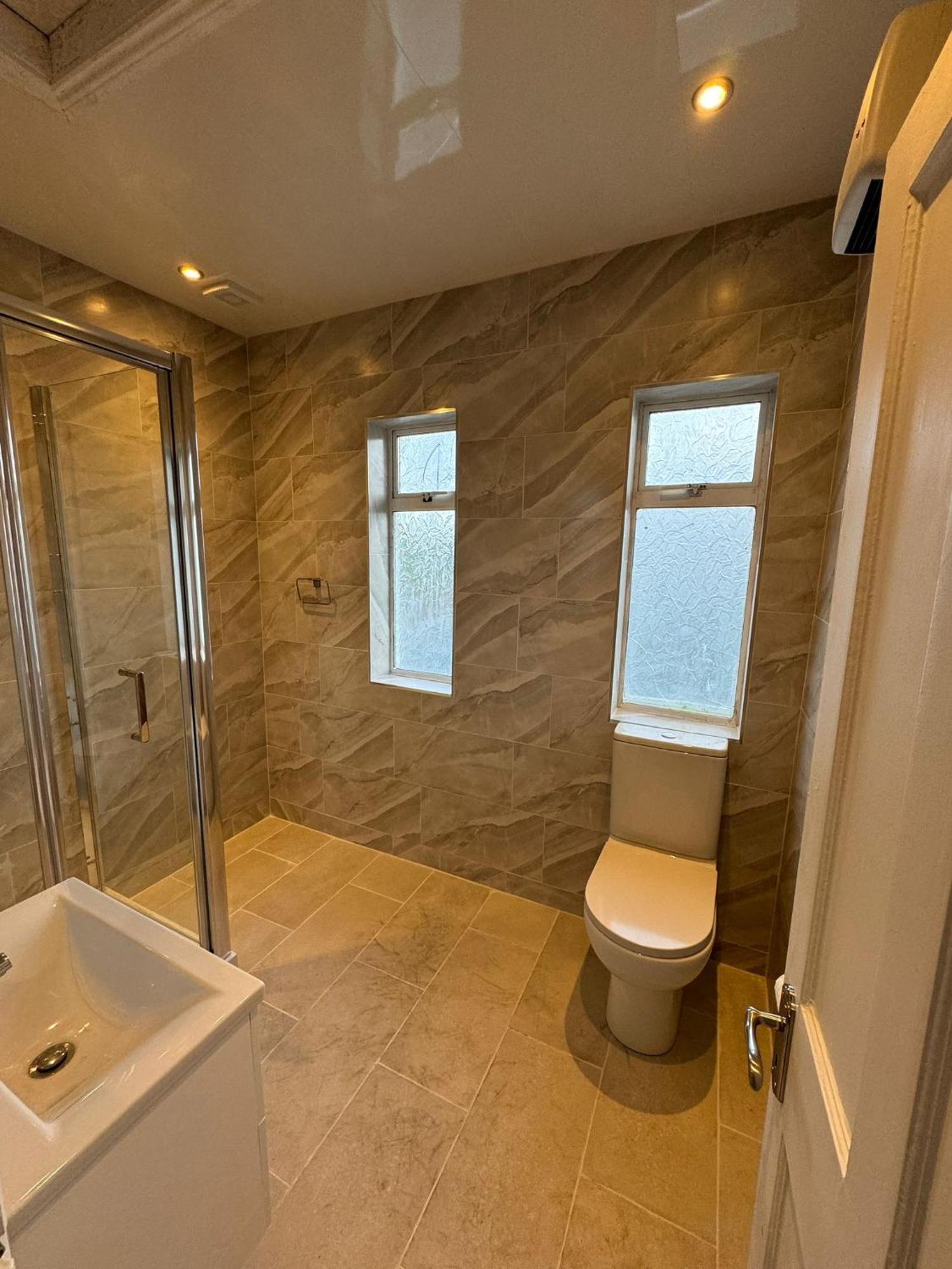 Nice Double Room At 2 Iveragh Rd-8 Dublin Exteriör bild
